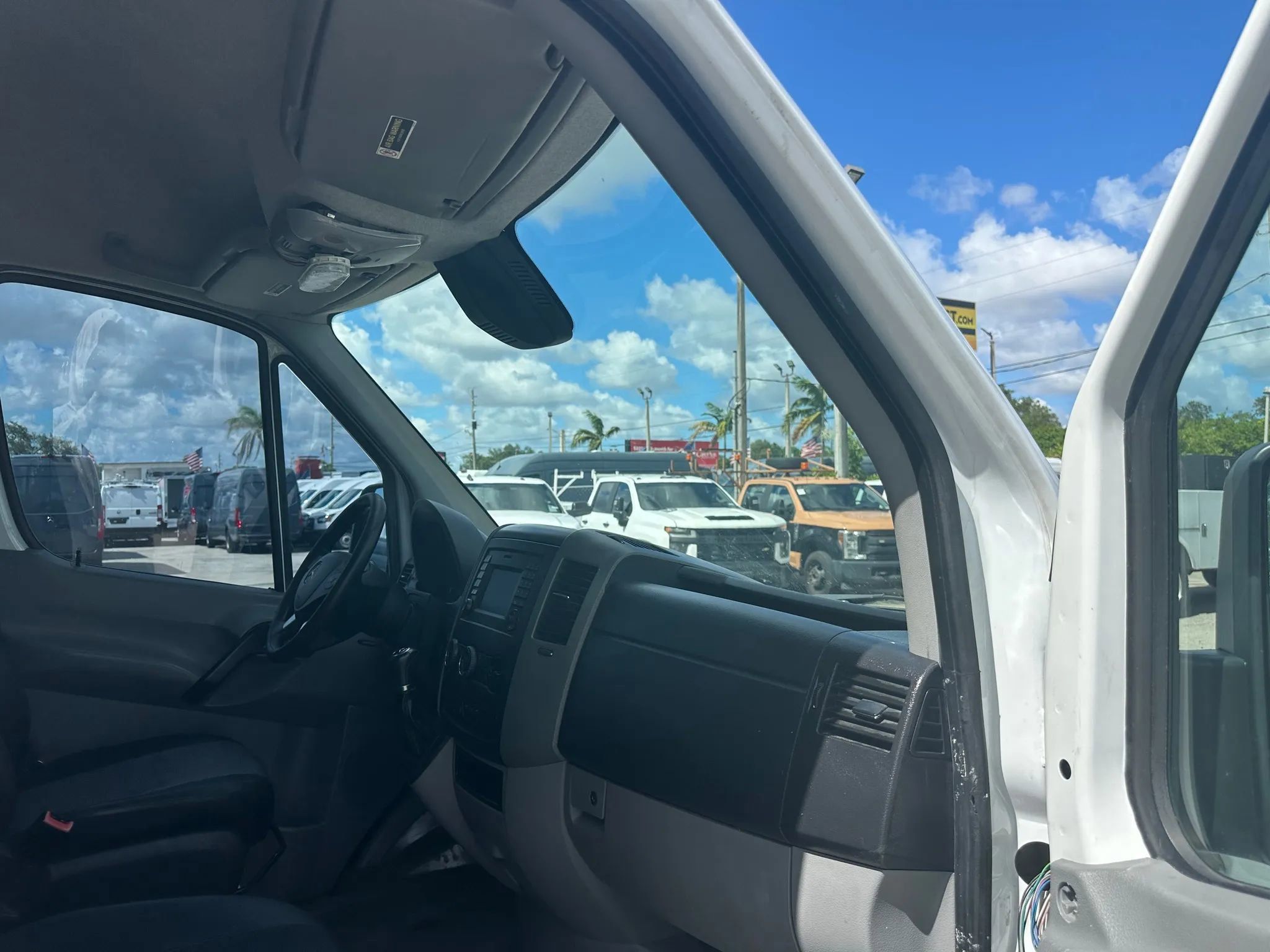 Used 2016 Mercedes-Benz Sprinter 2500 170 Extended Cargo image 17
