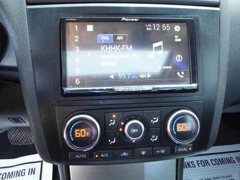 Used 2011 Nissan Altima 3.5 SR Sedan FWD image 19