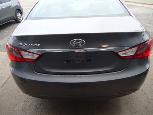 Used 2012 Hyundai Sonata GLS image 5