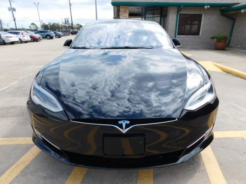 Used 2018 Tesla Model S 75D image 3