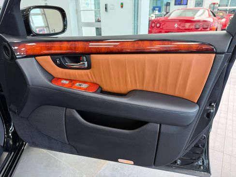 Used 2004 Lexus LS 430 image 20