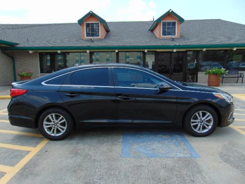 Used 2016 Hyundai Sonata SE image 10