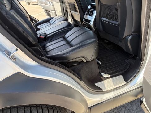 Used 2016 Land Rover Range Rover Sport HSE image 13