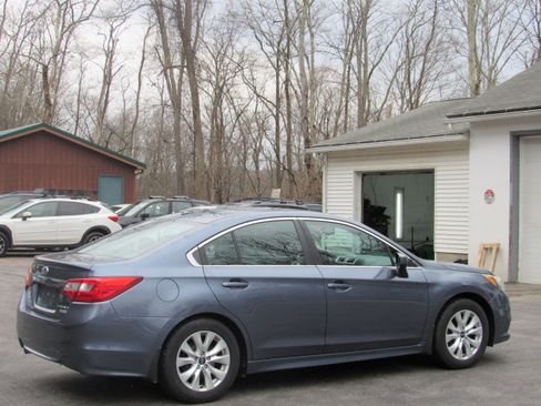 Used 2015 Subaru Legacy 2.5i Premium image 8