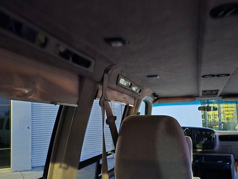 Used 1999 Chevrolet Express 1500 image 28