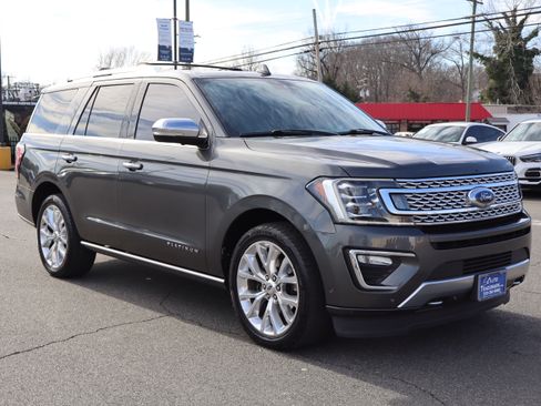 Used 2018 Ford Expedition Platinum image 10