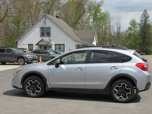 Used 2014 Subaru XV Crosstrek 2.0i Premium AWD/4WD image 4