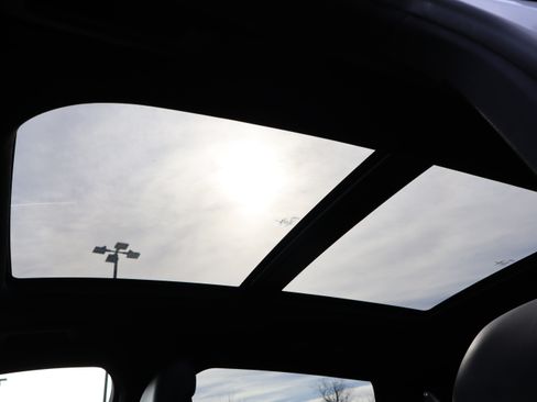 Used 2016 Lincoln MKX Reserve image 18