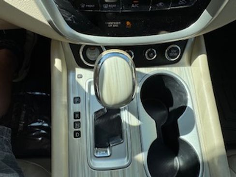 Used 2015 Nissan Murano image 26