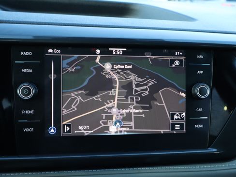 Used 2022 Volkswagen Taos SEL image 26