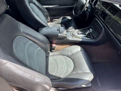 Used 2005 Jaguar XK8 Convertible RWD image 29