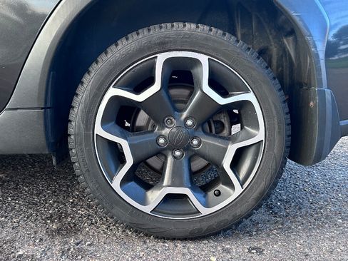 Used 2014 Subaru XV Crosstrek 2.0i Limited image 19