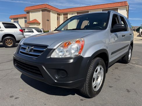 Used 2005 Honda CR-V LX image 5