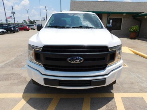 Used 2018 Ford F150 4x4 SuperCrew image 2