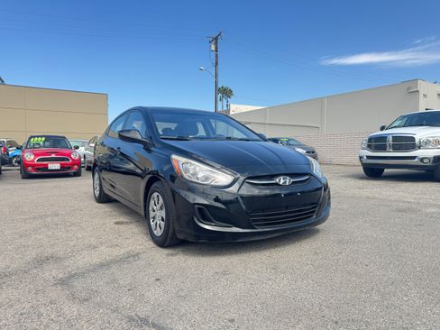 Used 2016 Hyundai Accent SE Sedan FWD image 12
