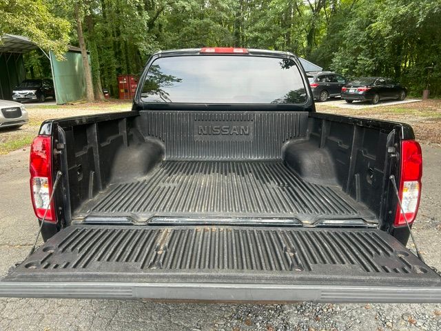 Used 2012 Nissan Frontier 2WD Crew Cab image 19
