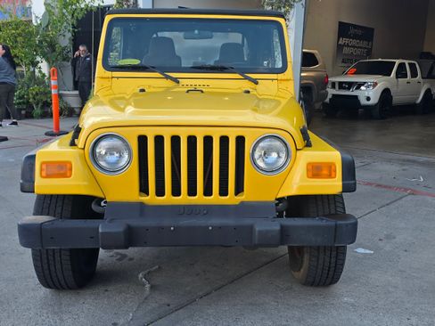 Used 2004 Jeep Wrangler Sport image 14