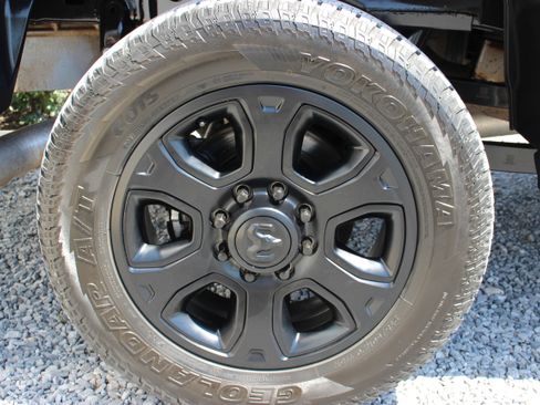 Used 2024 RAM 2500 4x4 Crew Cab Tradesman image 11