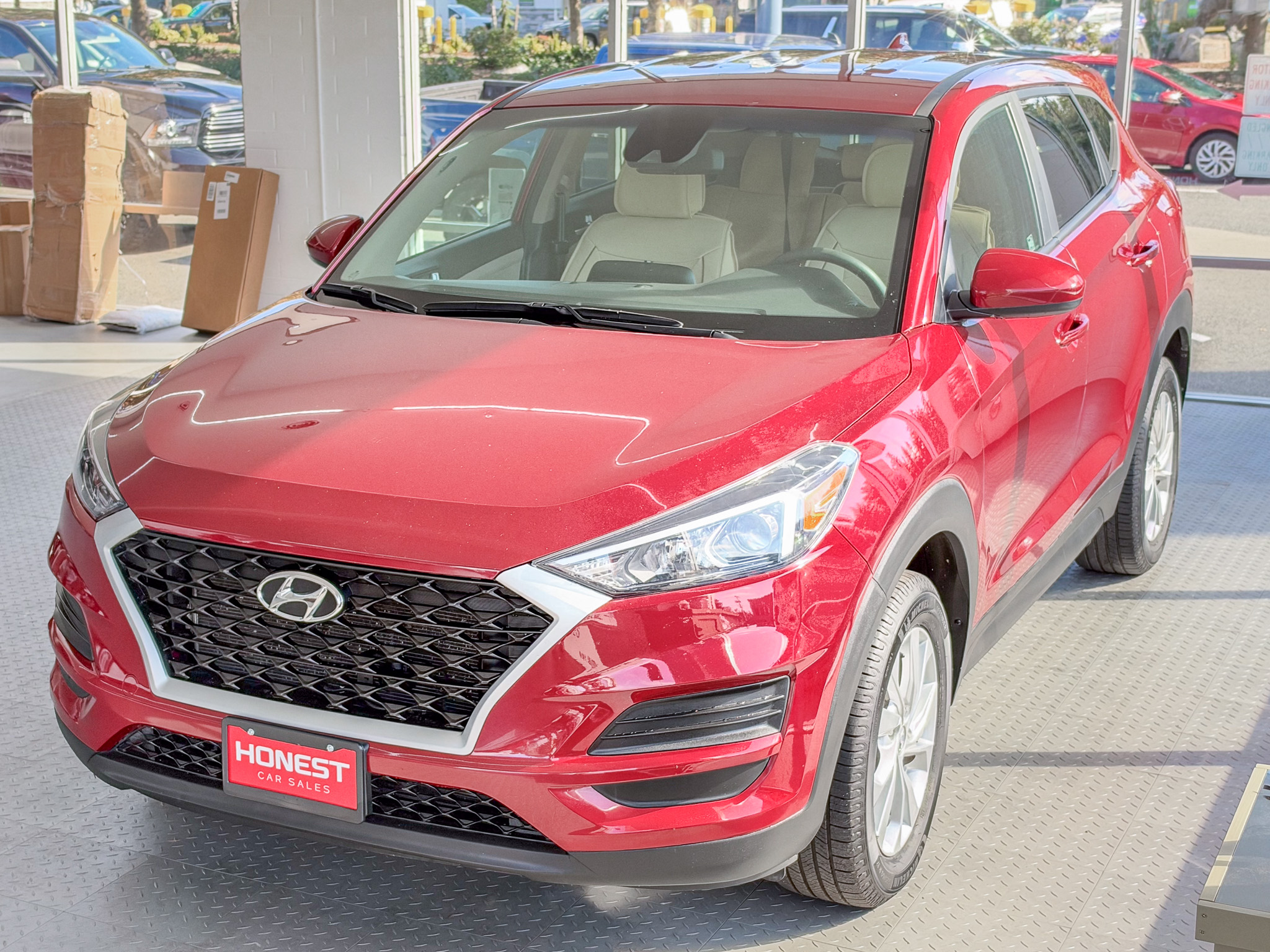 Used 2021 Hyundai Tucson FWD SE image 3