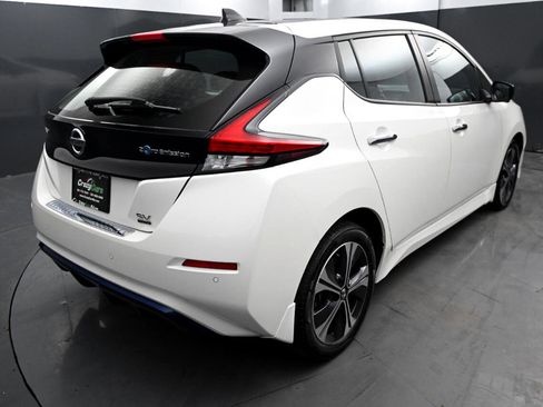 Used 2022 Nissan Leaf SV Plus image 5
