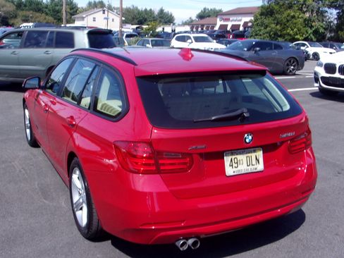 Used 2014 BMW 328i xDrive Wagon AWD/4WD image 10