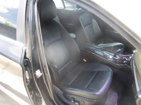 Used 2012 BMW 535i Sedan RWD image 12