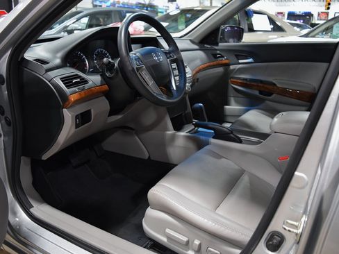 Used 2012 Honda Accord EX-L image 16