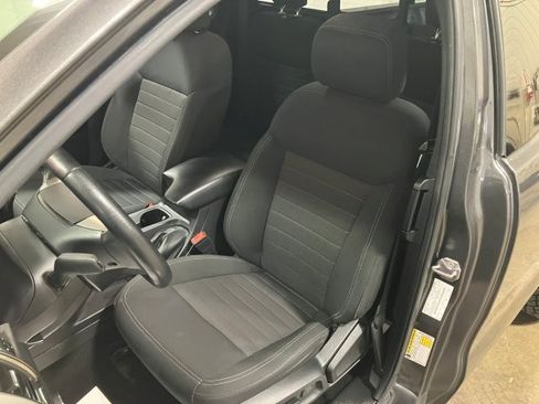 Used 2019 Ford Ranger XLT image 7