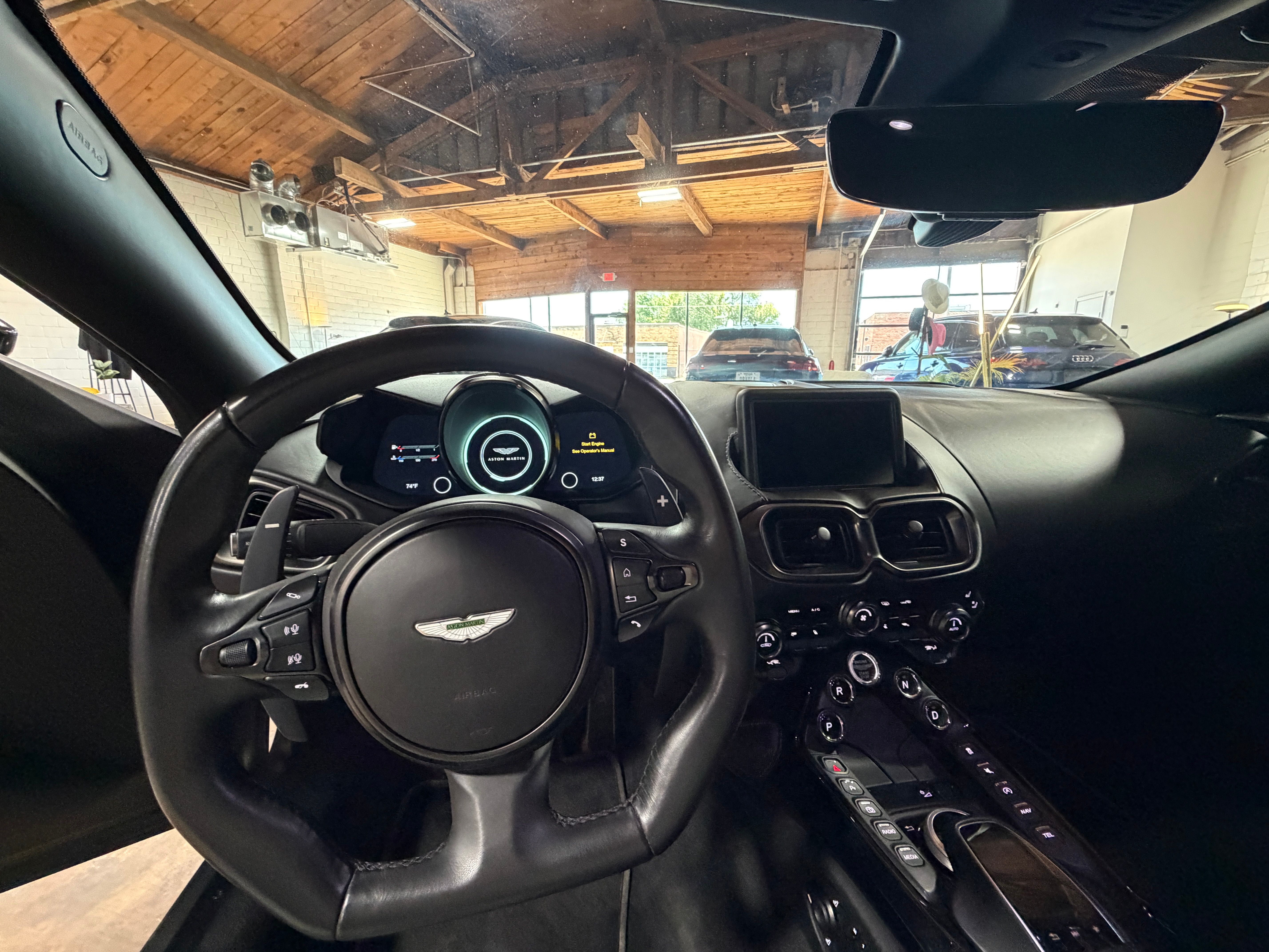 Used 2019 Aston Martin V8 Vantage Coupe RWD image 29