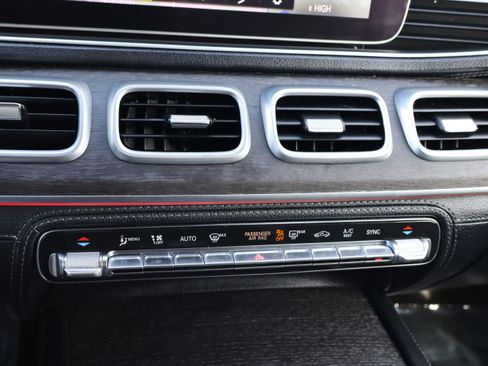 Used 2020 Mercedes-Benz GLE 450 image 37