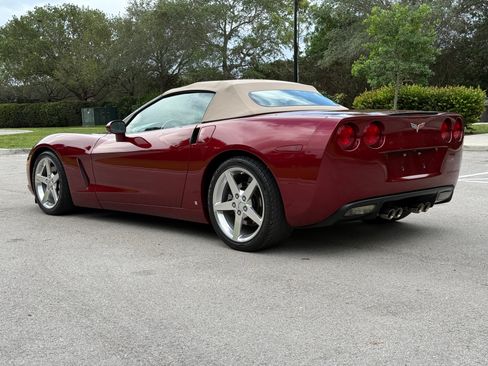 Used 2006 Chevrolet Corvette Convertible RWD image 19