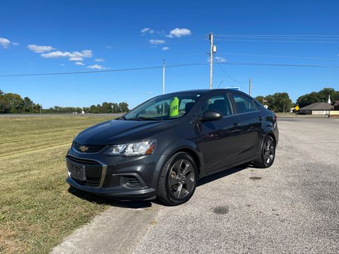 Used 2017 Chevrolet Sonic Premier image 1