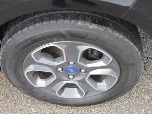 Used 2021 Ford EcoSport S image 26