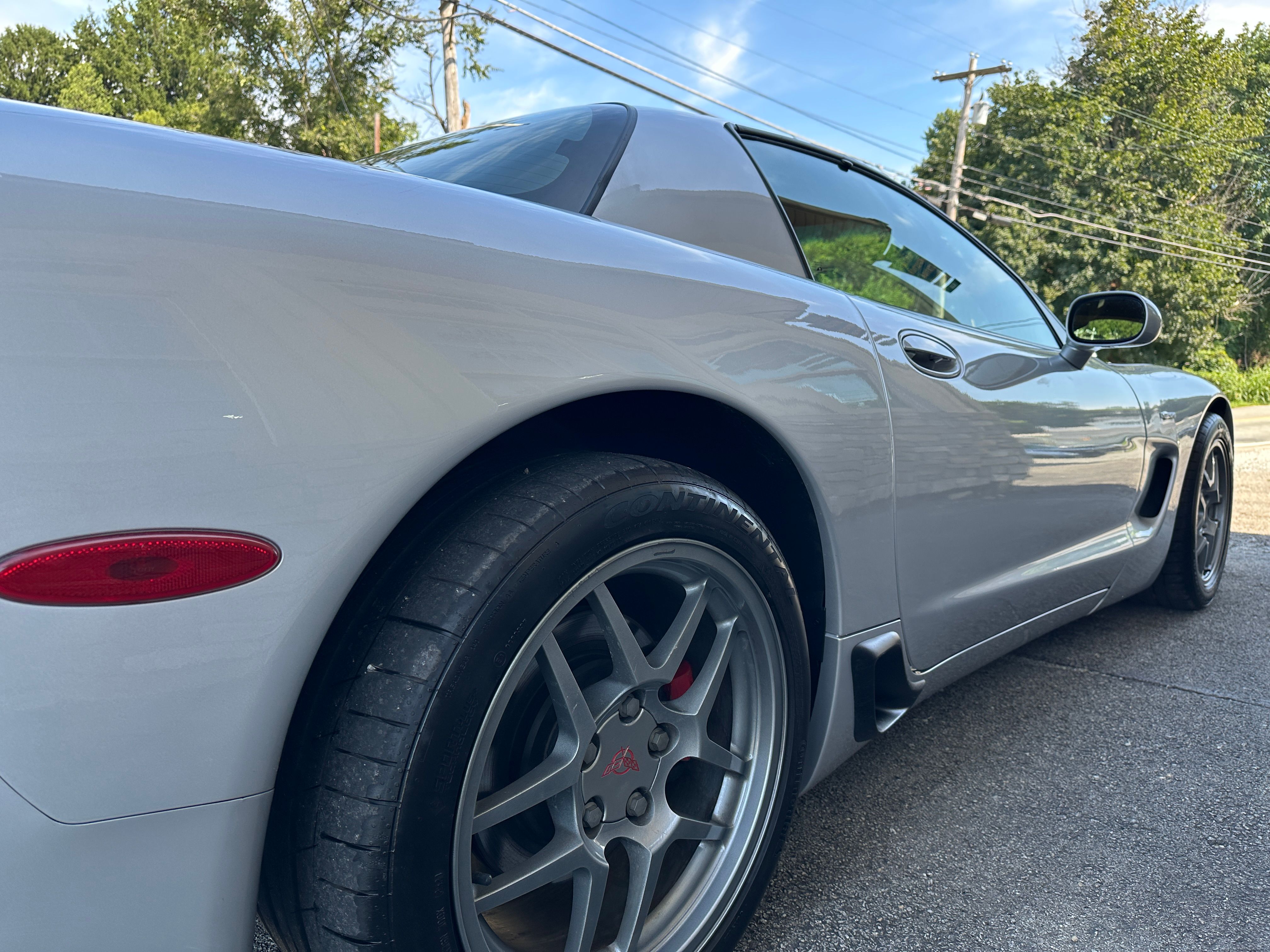 Used 2001 Chevrolet Corvette Z06 Coupe RWD image 6