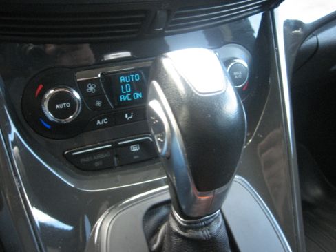 Used 2014 Ford Escape Titanium image 12