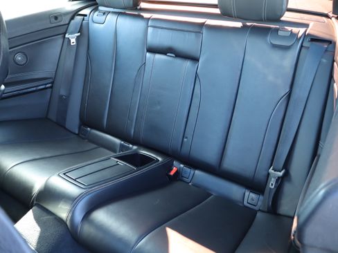 Used 2016 BMW M4 Competition image 15