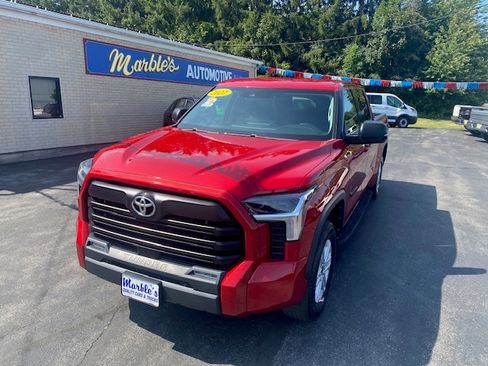 Used 2022 Toyota Tundra 4x4 CrewMax SR5 image 1
