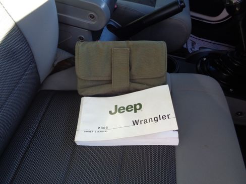 Used 2008 Jeep Wrangler X image 57