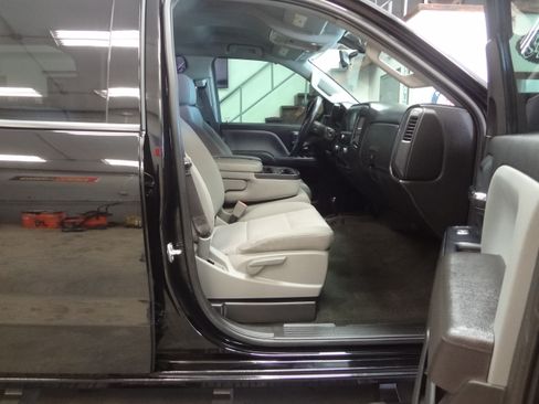 Used 2017 Chevrolet Silverado 1500 Classic LS image 19