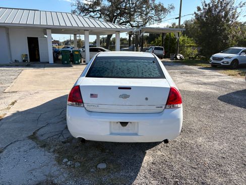 Used 2016 Chevrolet Impala LT image 3