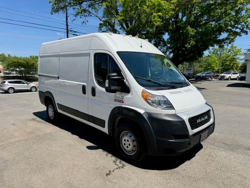 Used 2019 RAM ProMaster 2500 image 4