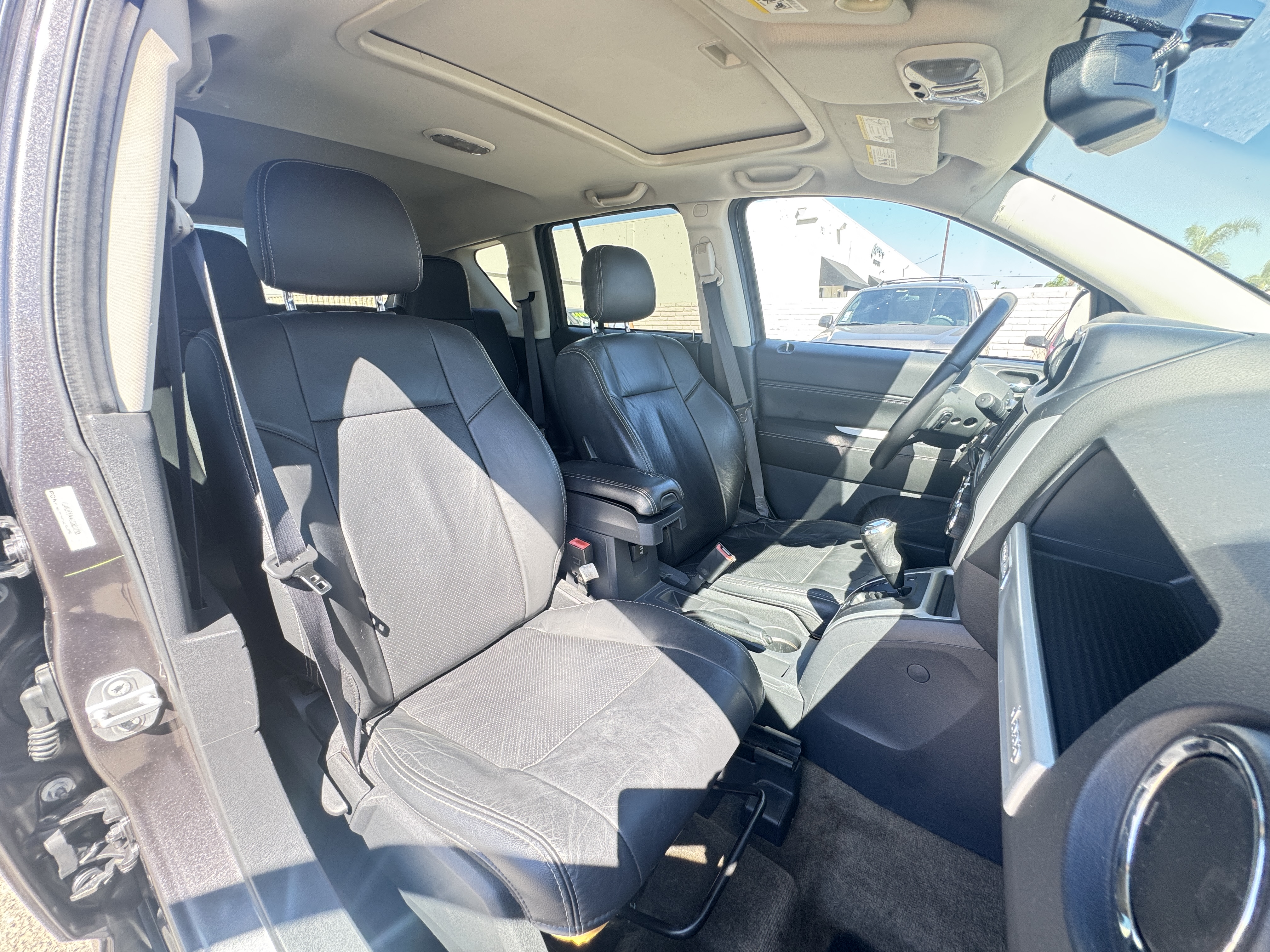 Used 2016 Jeep Compass High Altitude FWD image 17