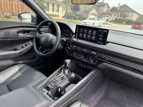 Used 2024 Honda Accord Hybrid Sport-L image 18