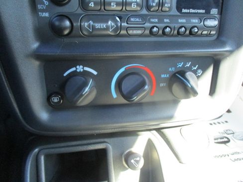 Used 1997 Chevrolet Camaro RS image 37