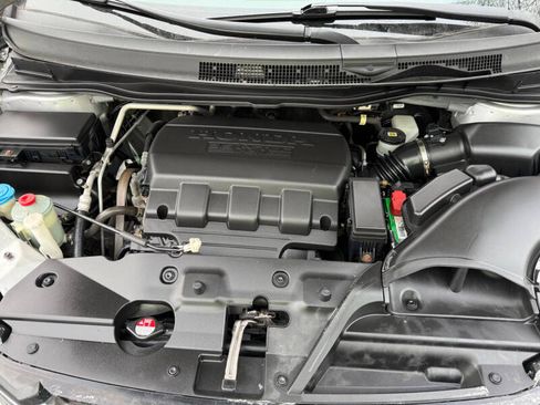 Used 2014 Honda Odyssey EX-L image 16