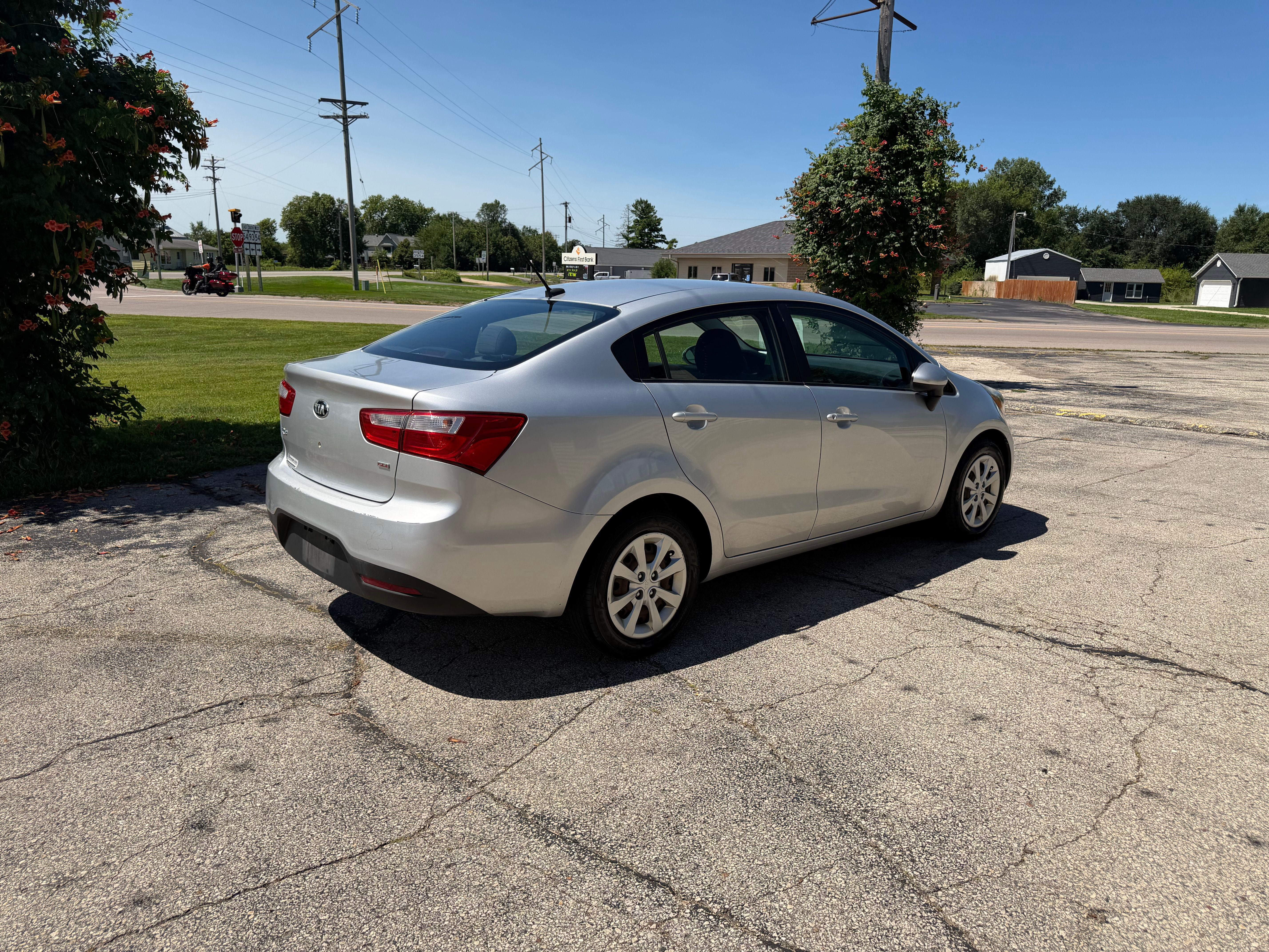 Used 2015 Kia Rio LX Sedan FWD image 3