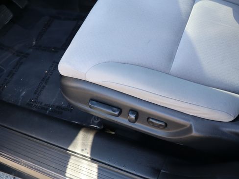 Used 2015 Honda CR-V EX image 18