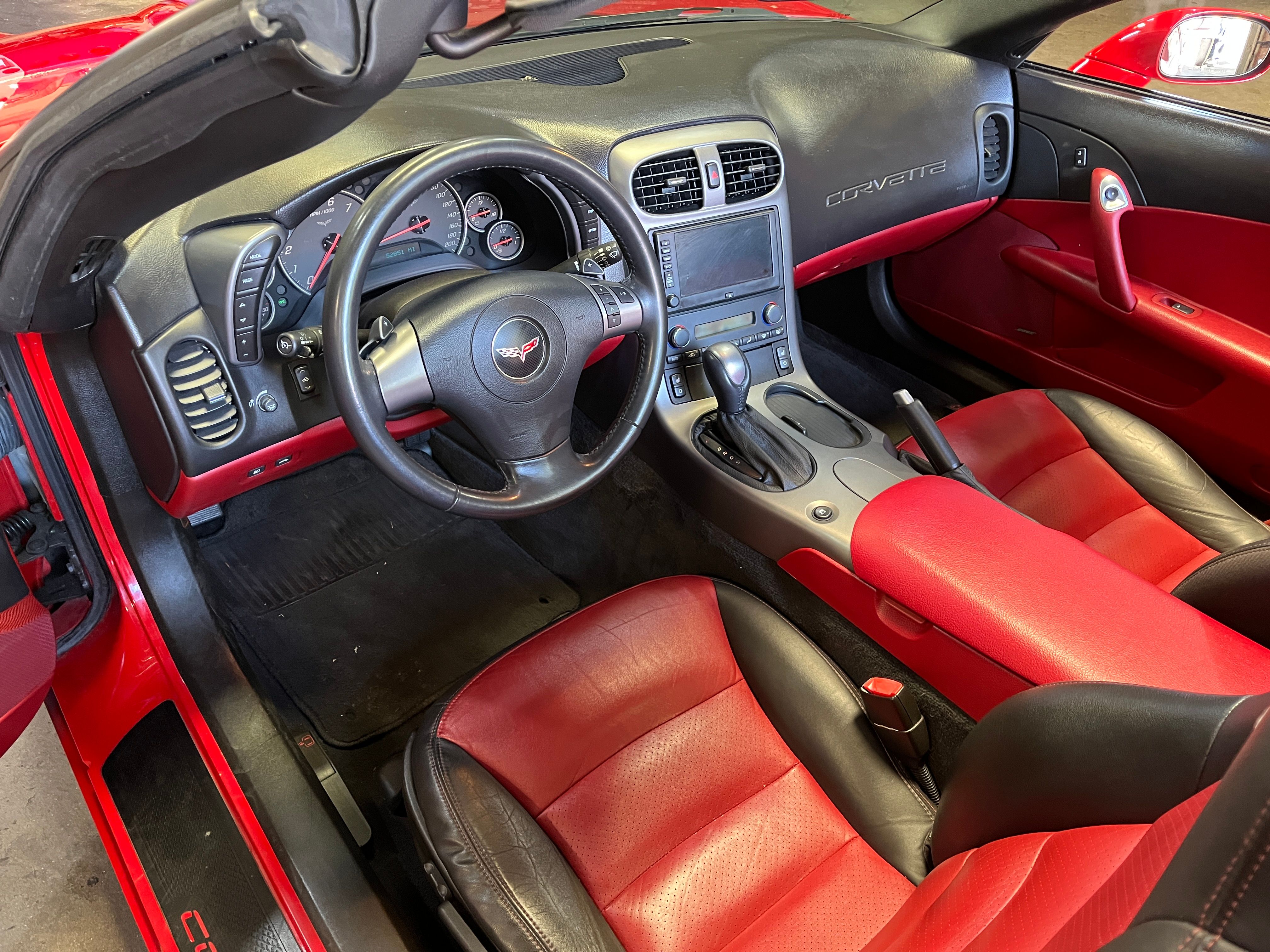 Used 2007 Chevrolet Corvette Convertible RWD image 15