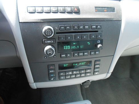 Used 2005 Buick LaCrosse CXL image 14