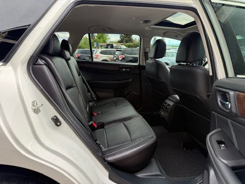 Used 2018 Subaru Outback 3.6R Limited AWD/4WD image 20